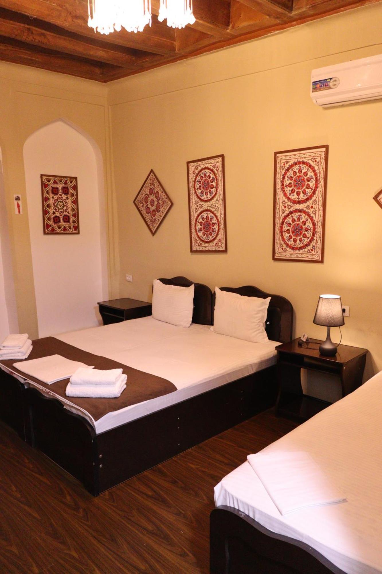 בוקורו Al Bukhari Boutique Hotel מראה חיצוני תמונה