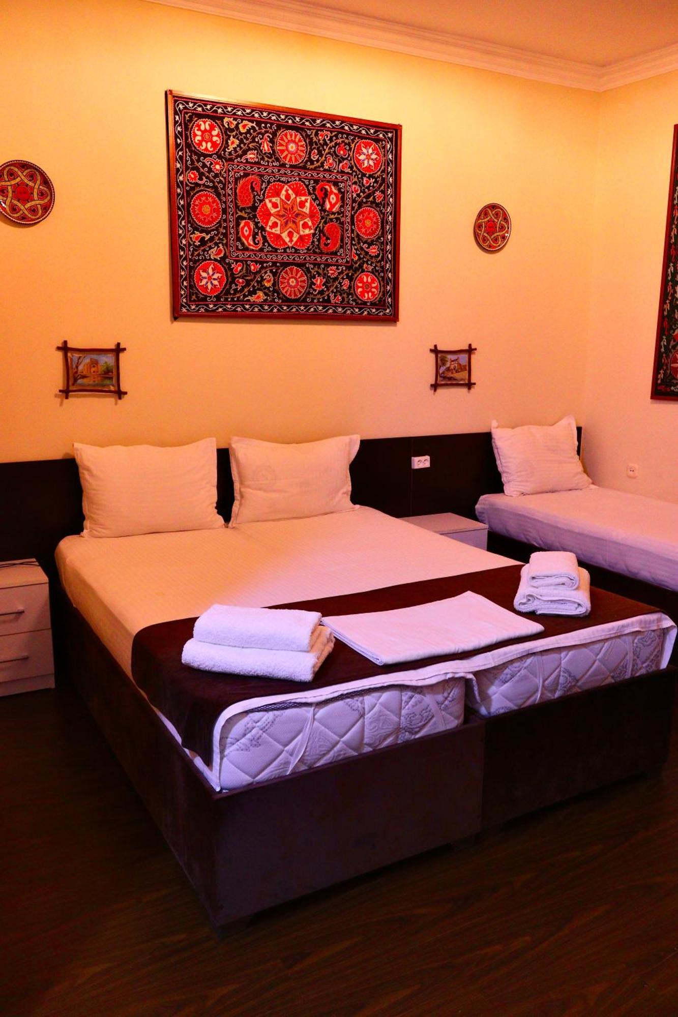בוקורו Al Bukhari Boutique Hotel מראה חיצוני תמונה