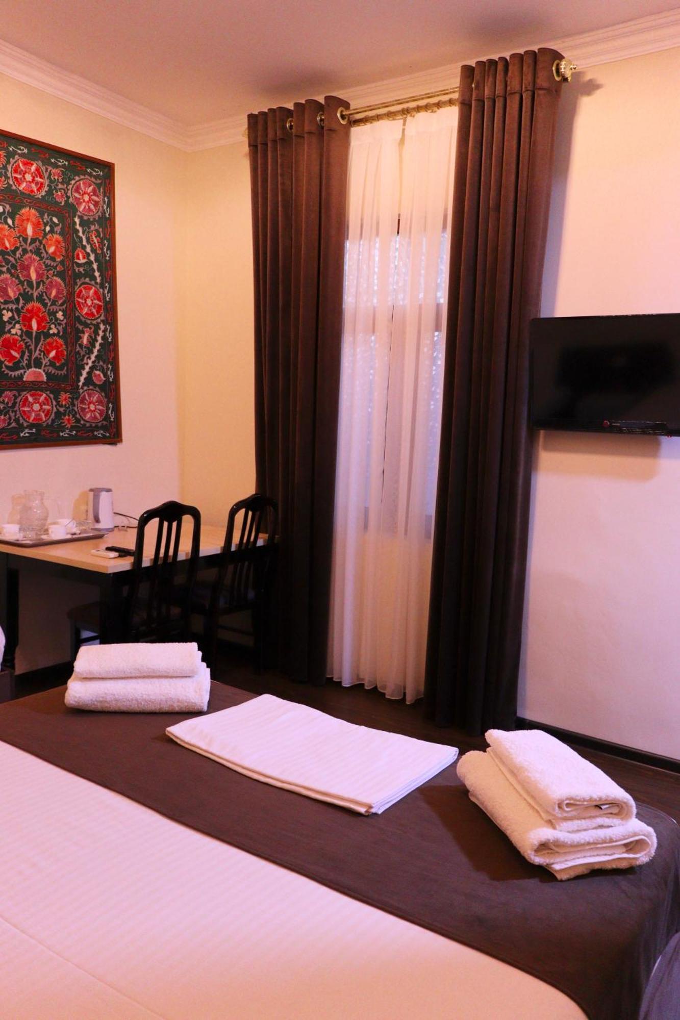 בוקורו Al Bukhari Boutique Hotel מראה חיצוני תמונה